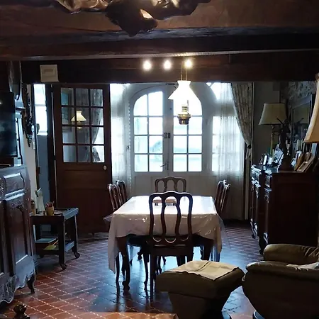 Casa vacanze Charmante Ancienne Ferme à Saint-gladie, 200 M² Avec Jardin *